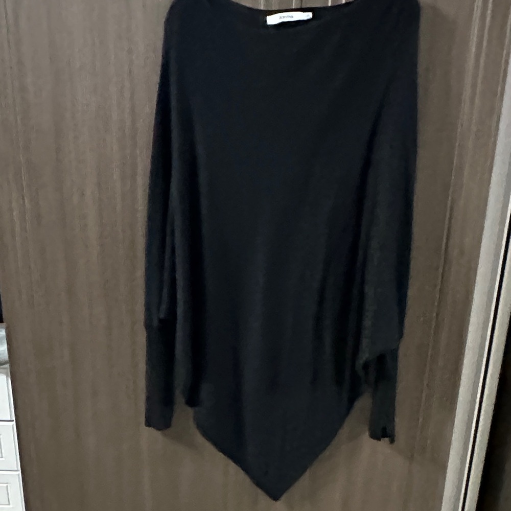 JustFab‎ Elegant Black Knit Top